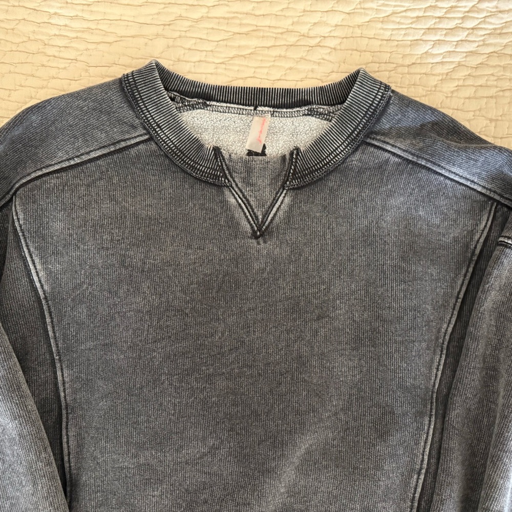 Free People Dark Gray Sweatshirt Size XS - Picture 7 of 7
